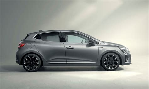 Renault Clio penktos kartos