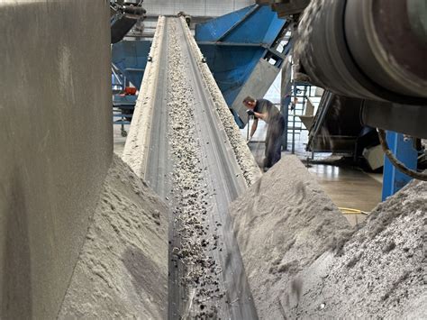 Asfaltbetonio gamykla su padangų perdirbimo įrenginiais