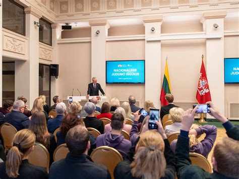 Schema: dalyviai ir nugalėtojai per metus