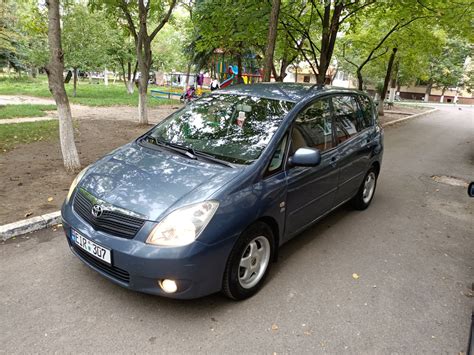 Susidėvėję Toyota Corolla Verso galinio tilto salenblokai