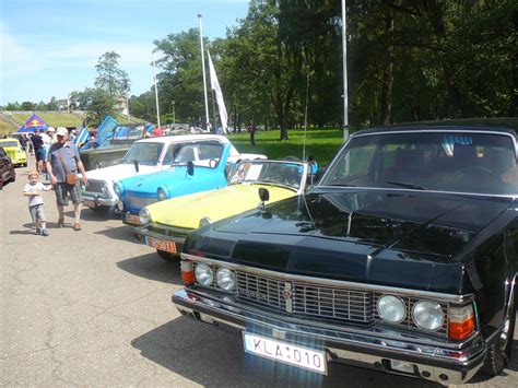 Senoviniai automobiliai Lietuvoje