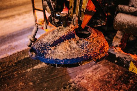 Sniego ir druskos poveikis automobilio pakabai