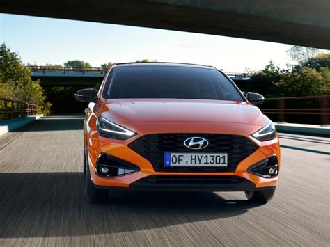Hyundai automobiliai „Fakto“ autocentre