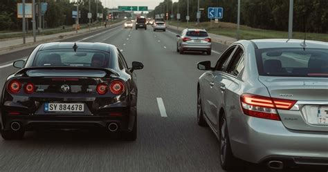 Chuliganiško vairavimo požymiai ir pavojai