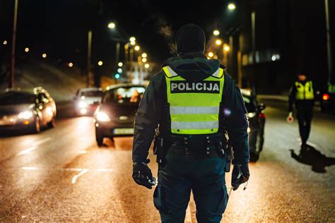 Laikotarpiai, per kuriuos gali būti atimta teisė vairuoti Lietuvoje