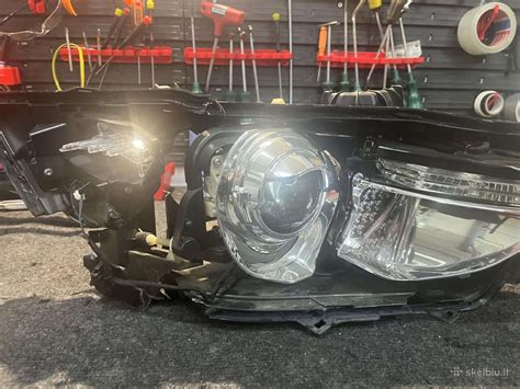 LED automobilių priekinių žibintų struktūra