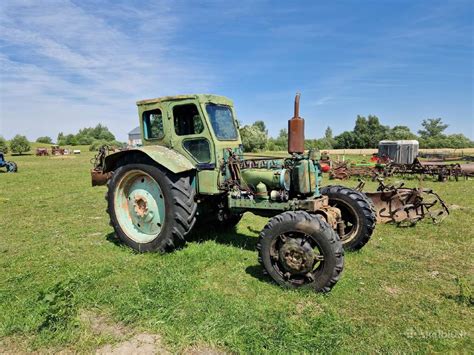 Traktorių dalių turgus