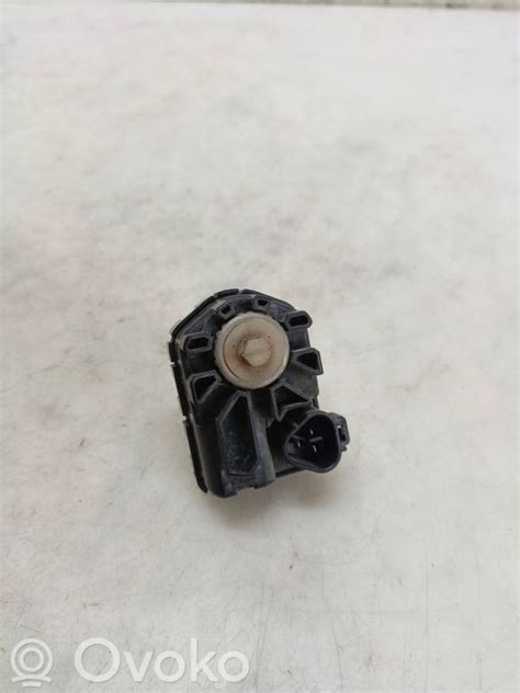 Toyota Avensis priekinio žibinto konstrukcija