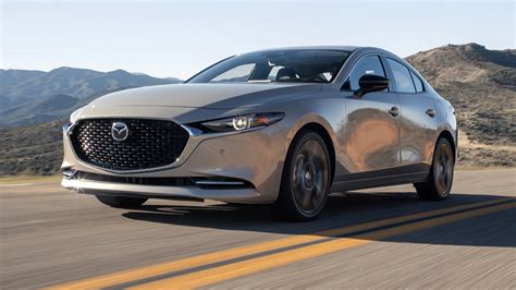 Mazda 3 pakaba