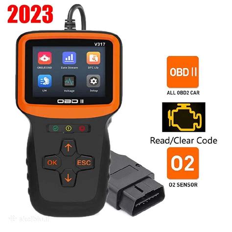 Nuotrauka su universaliu OBD2 diagnostikos įrenginiu