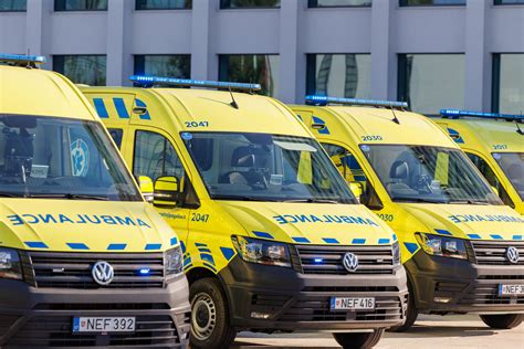 nauji greitosios pagalbos automobiliai