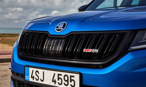 Skoda Yeti skirtingi modeliai ir spalvos