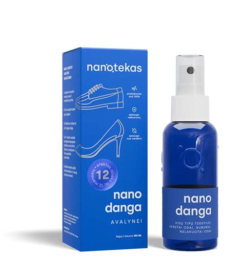 Nano danga ant stiklo, demonstruojanti vandens atstūmimo efektą