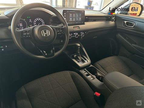 Honda CR-V interjeras ir vairuotojo vieta
