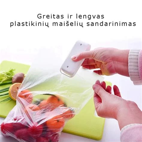 Rulonas plastikinių maišelių padangoms