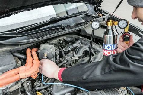 Automobilio katalizatoriaus valymas neišmontuojant