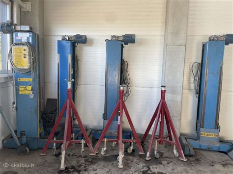 Mobilūs keltuvai sunkvežimių servise