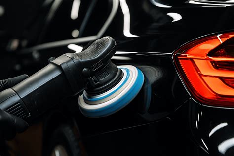 automobilio kėbulo blizgesys po poliravimo