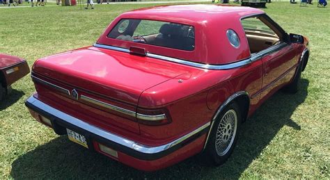 Chrysler automobilis su Silberauto logotipu