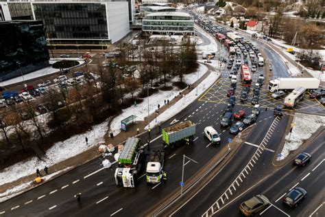 Infografika: sankcijos už pasišalinimą iš eismo įvykio vietos