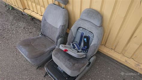 Volvo S60 galinės sėdynės nulenkimo instrukcija