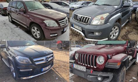 VMI aukciono skelbimas su automobilių nuotraukomis
