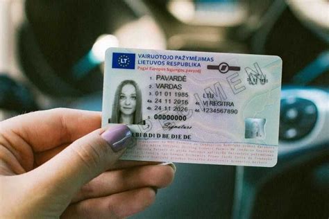 Seno ir naujo tipo vairuotojo pažymėjimai