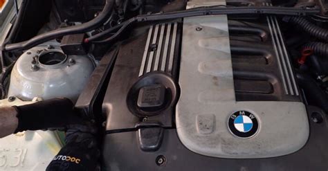 BMW E46 saugiklių keitimo įrankis