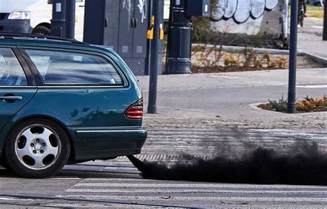 Dyzelinio automobilio išmetamųjų dujų patikra
