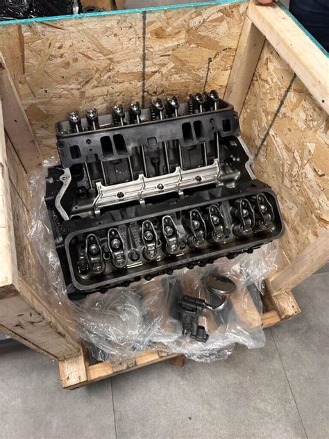 Subaru dyzelinio variklio blokas