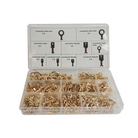 Įvairių tipų automobilių jungtys