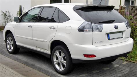 Lexus RX 400h automobilio priekis