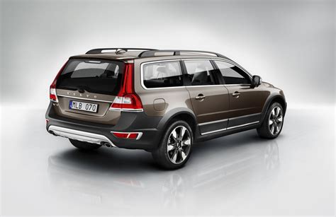 Volvo XC70 automobilis