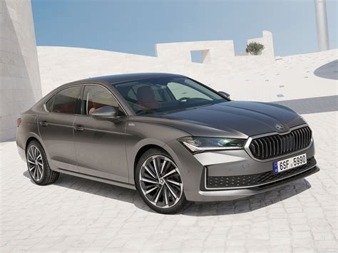 Škoda Superb interjero erdvė