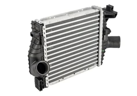 Automobilio radiatoriaus išpjūva