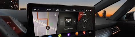 Išmaniųjų telefonų integracija su automobilio navigacijos sistema