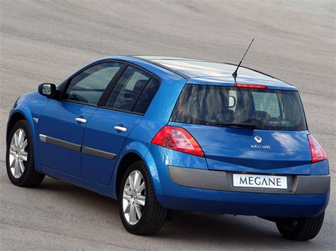 Renault Megane II saugiklių dėžutė