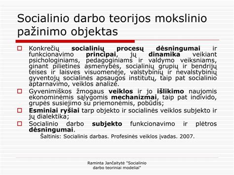 Teorijos egzamino patalpa su socialinio atstumo priemonėmis