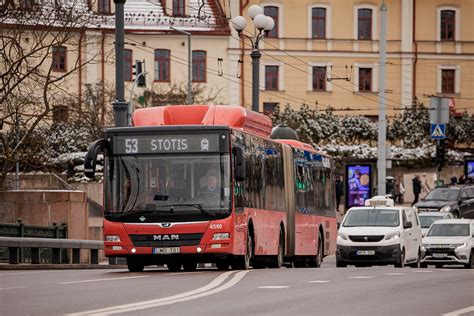 Autobusas vežantis darbuotojus