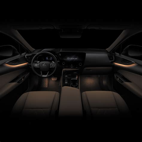 Lexus NX interjero dizainas ir erdvė