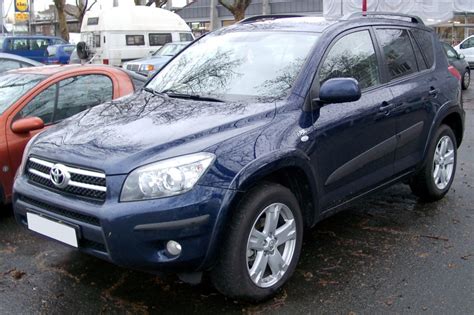 Toyota RAV4 III kartos priekis