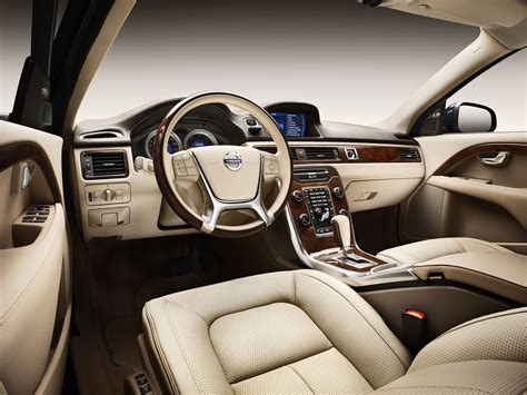 Volvo S80 II 2.4D5 Executive priekis