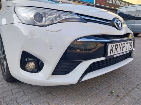 Parkavimo sistemos veidrodyje montavimas