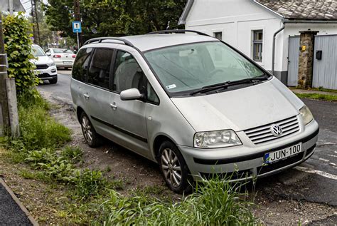 VW Sharan interjeras