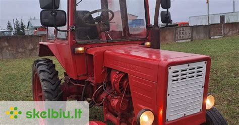 Traktoriaus T-25 darbinis velenas