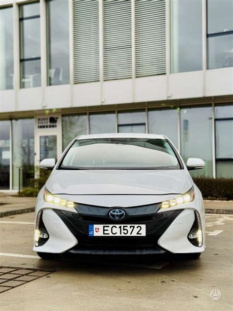 Toyota Prius automobilio istorija ir evoliucija