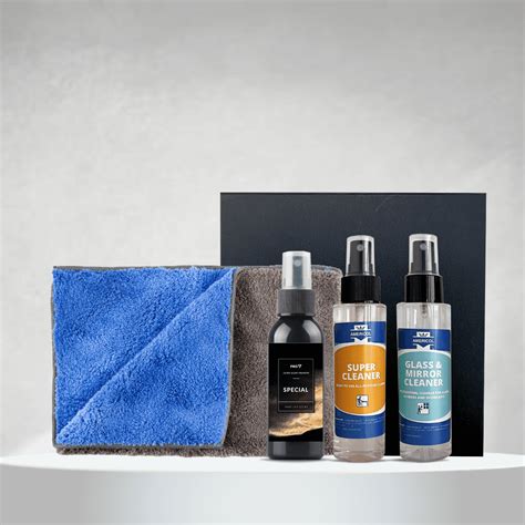 valymo priemonės automobilio prietaisų skydeliui