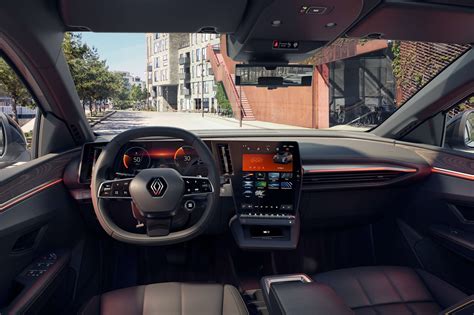 Renault Megane automobilio interjeras su kilimėliais