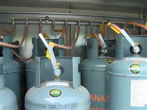 Azoto dujų naudojimas kondicionieriaus sistemos sandarumui tikrinti