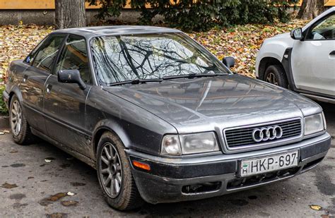 Audi 80 B4 sedano išorė